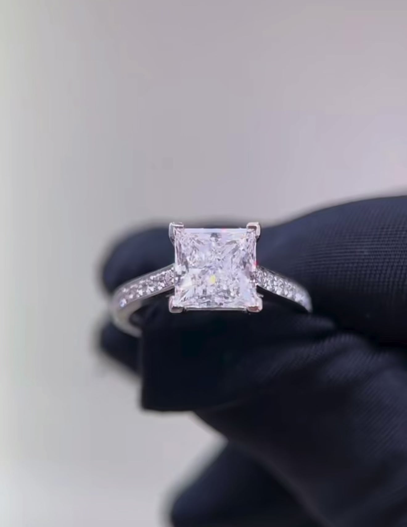 Lab Grown Square Diamond Ring in 18K Gold or PT950